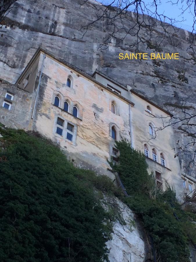 Villa Stengel Hyères Esterno foto